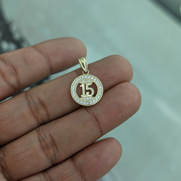 10kt Real Gold Quincenera Pendant